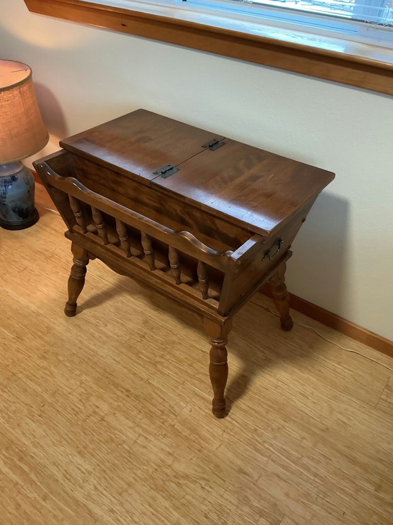 Table Lamp, VTG Wooden Magazine Table, and Wicker Wastebasket - image 5 of 8
