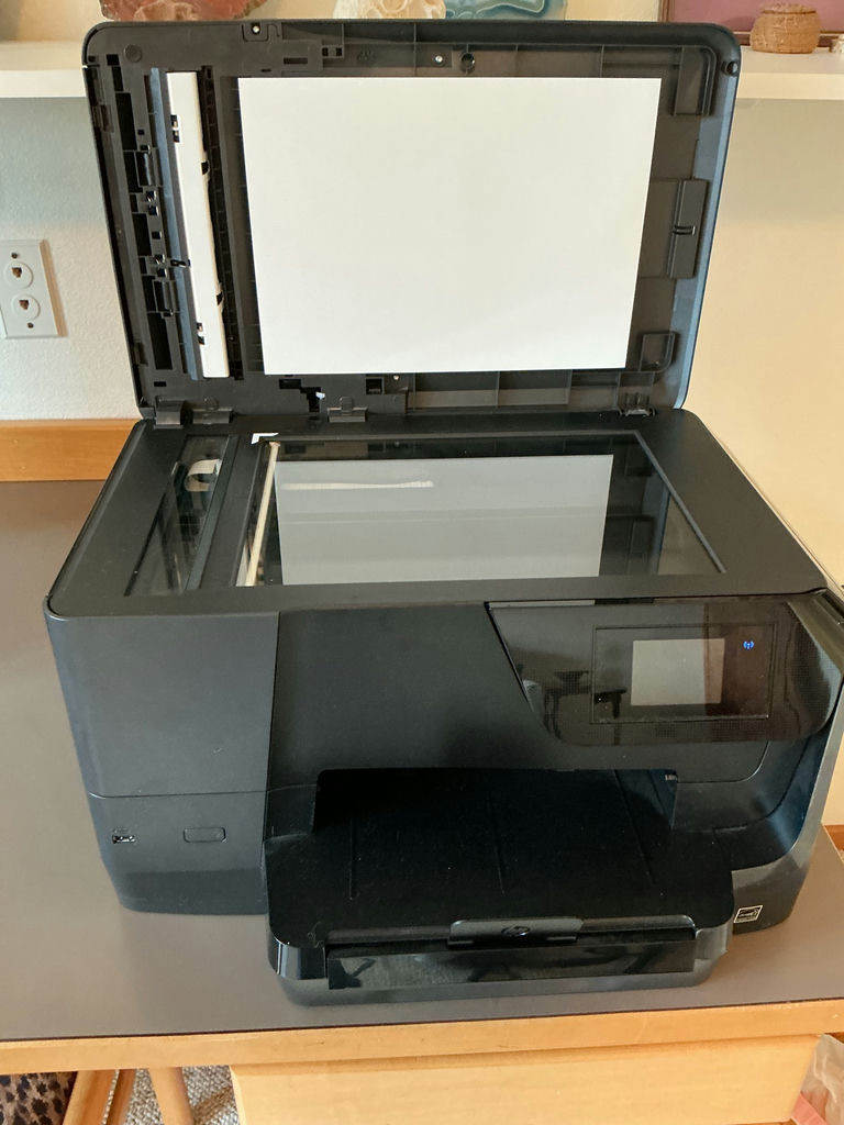 HP OfficeJet Pro 8710, Royal Cross Cut Paper Shredder - image 3 of 7