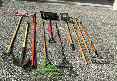 Long Handled Yard Tools - Image 1 of 4