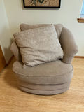 La-Z-Boy Barrel Armchairs - thumbnail 6 of 14
