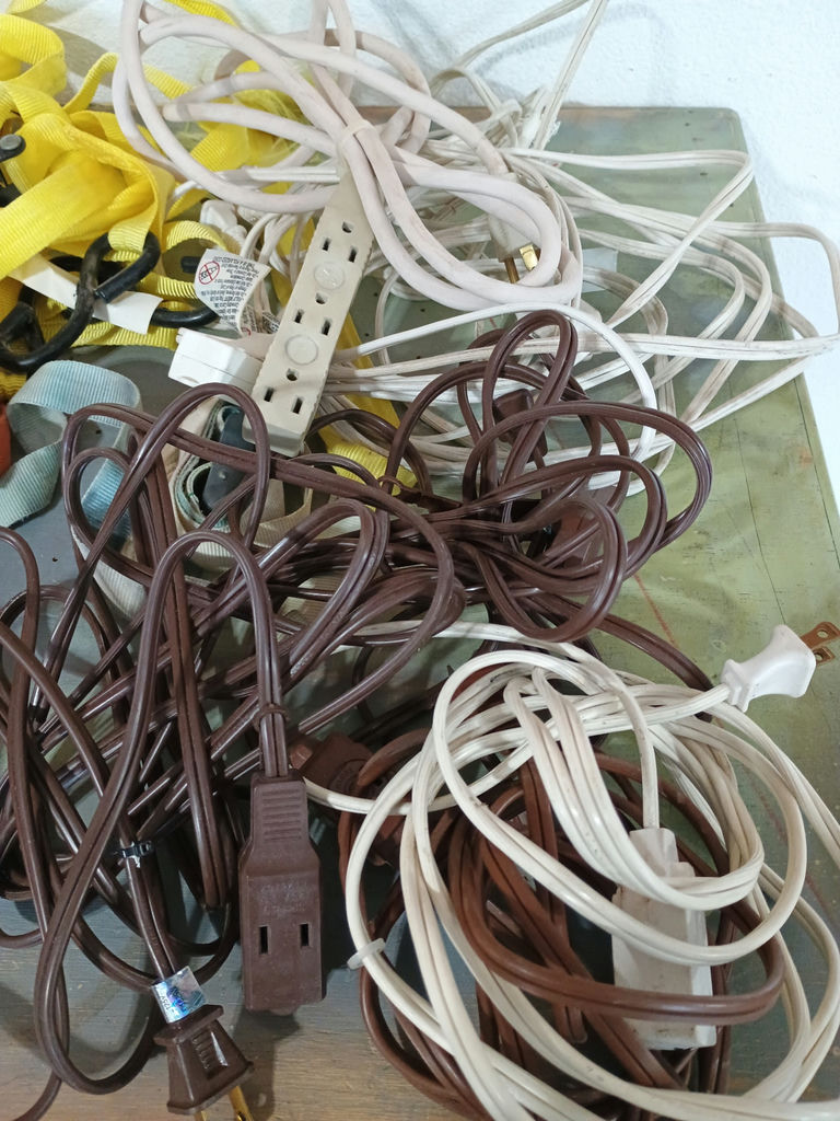 Assorted Ropes, Cords, Straps, and Cables - image 5 of 5
