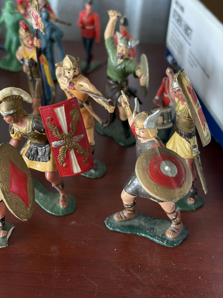 Vintage Plastic Toy Figurines Marx - image 5 of 21