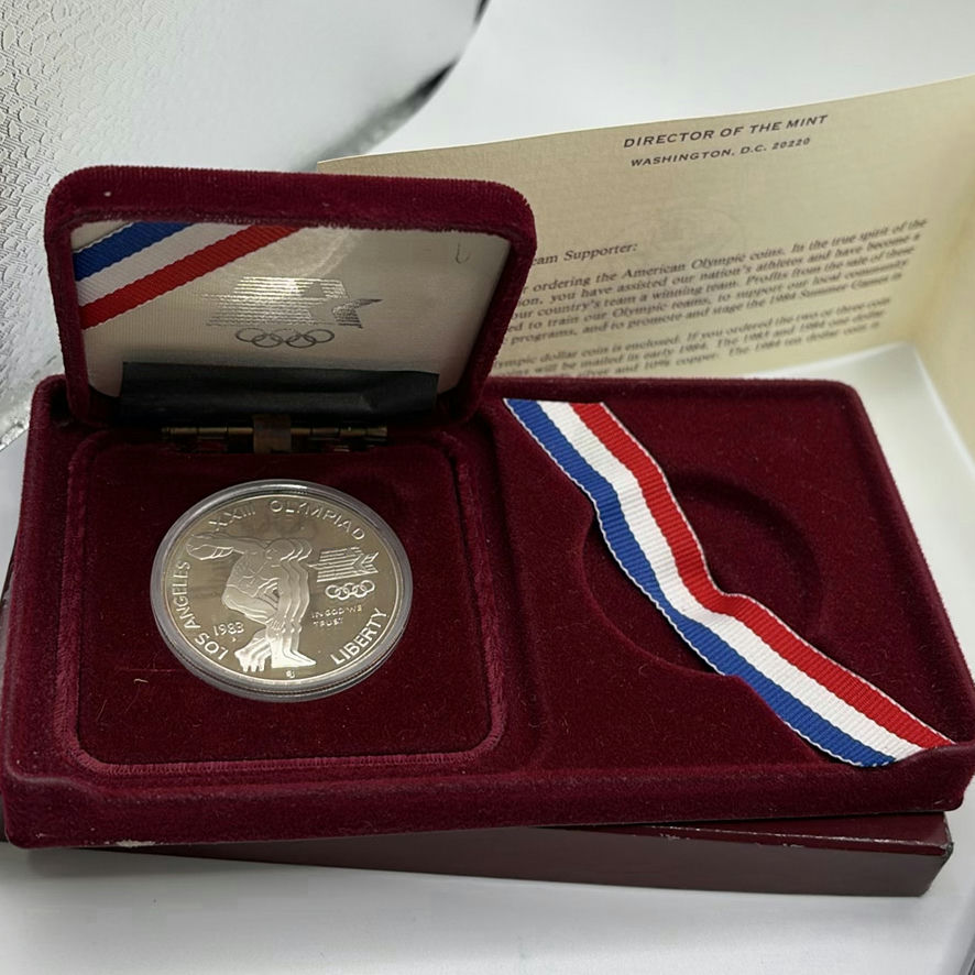 1983 US Silver Olympic Coin And Mount Rushmore Coin - image 2 of 14