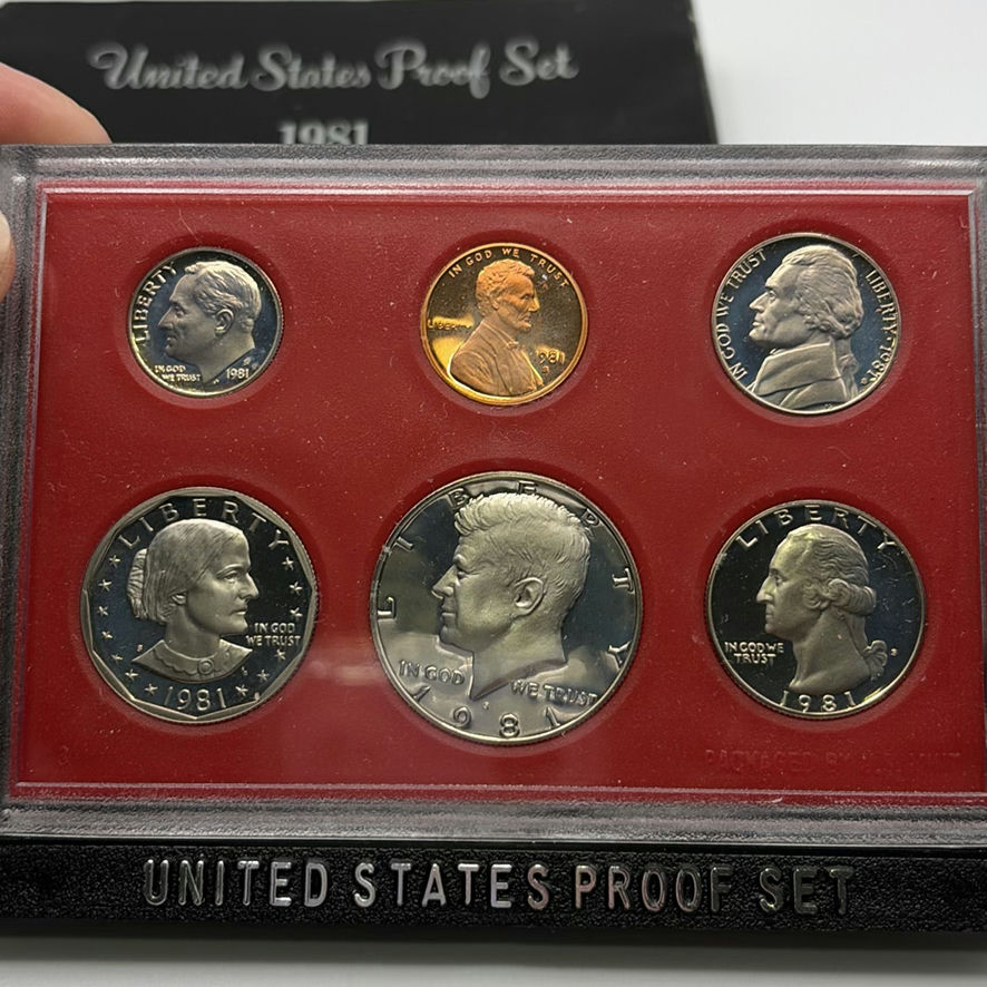 U.S. Proof Sets 1979-1981 - image 7 of 8