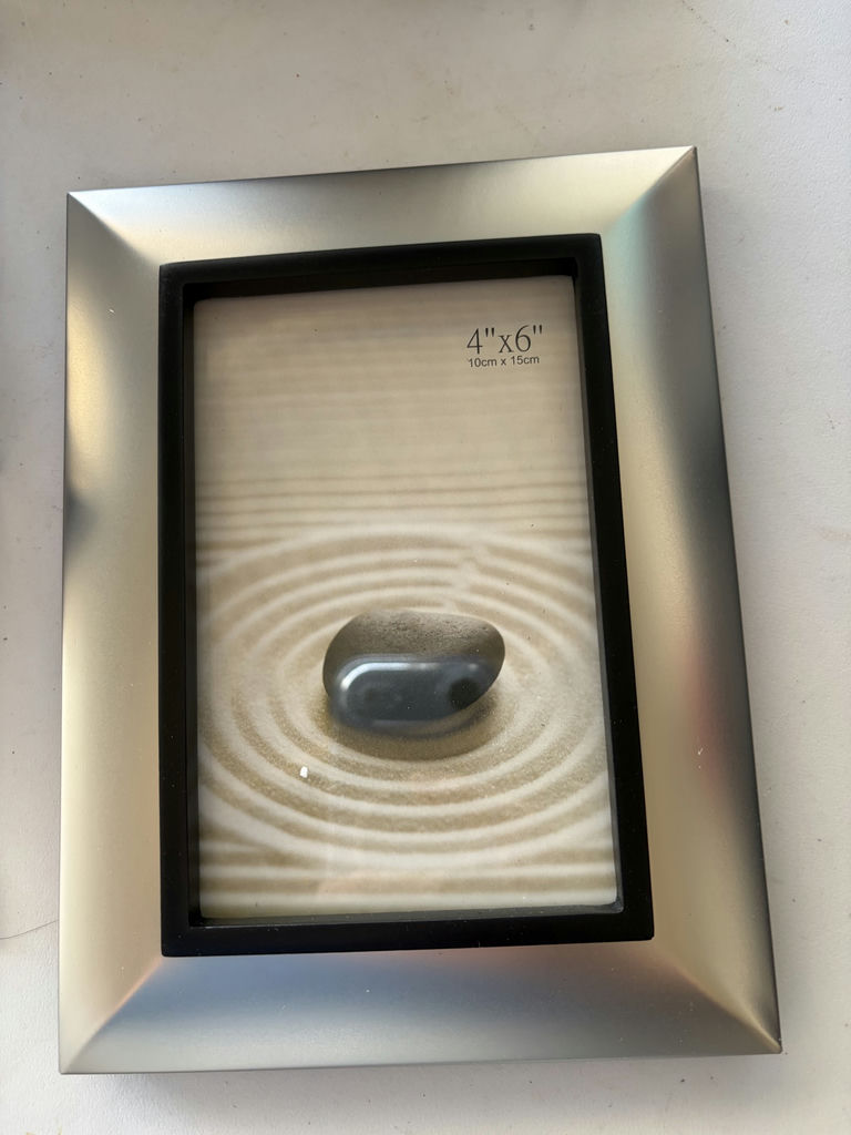 Assorted New Photo Frames - image 6 of 17