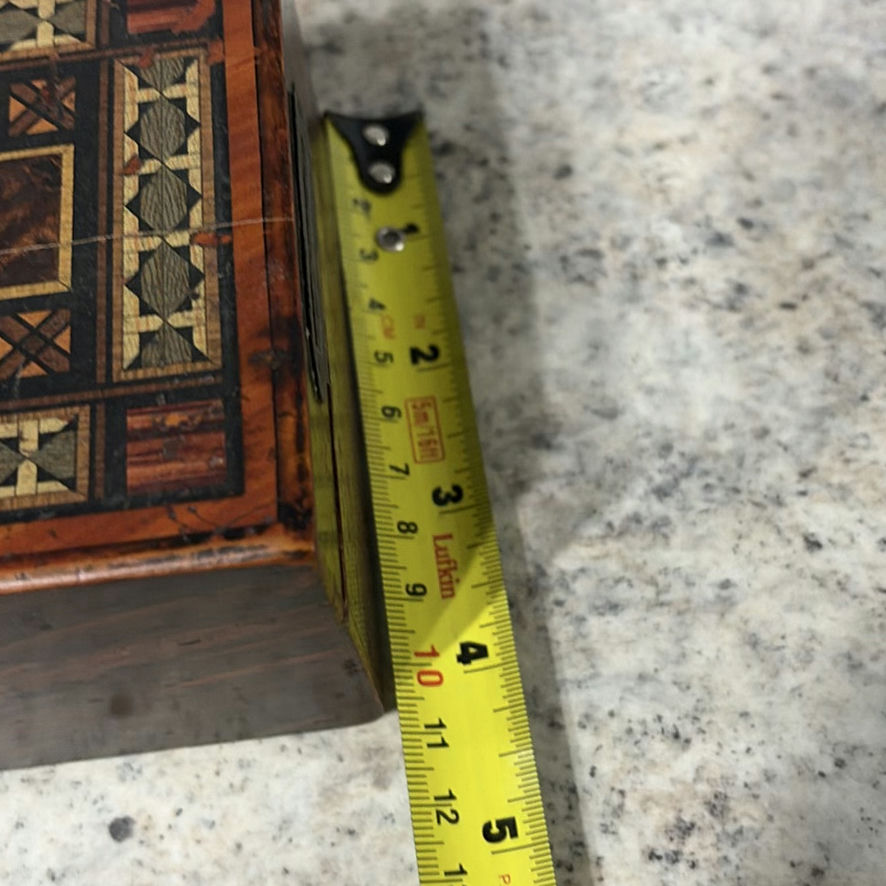 Vintage Boxes And Display Stands - image 8 of 27