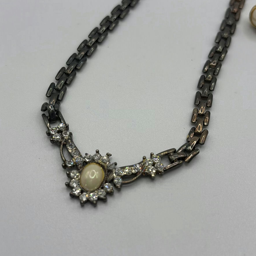 Brooches and Necklace - image 2 of 11