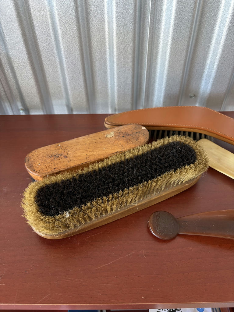 Vintage Shoe Brushes And Shoe Horns - image 2 of 11