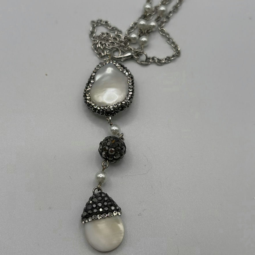 3 Necklaces and Earring Sets - image 16 of 18
