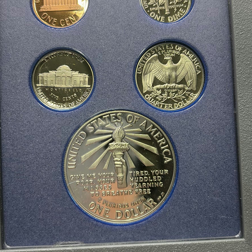 United States 1986 Prestige Coin Set - image 11 of 12
