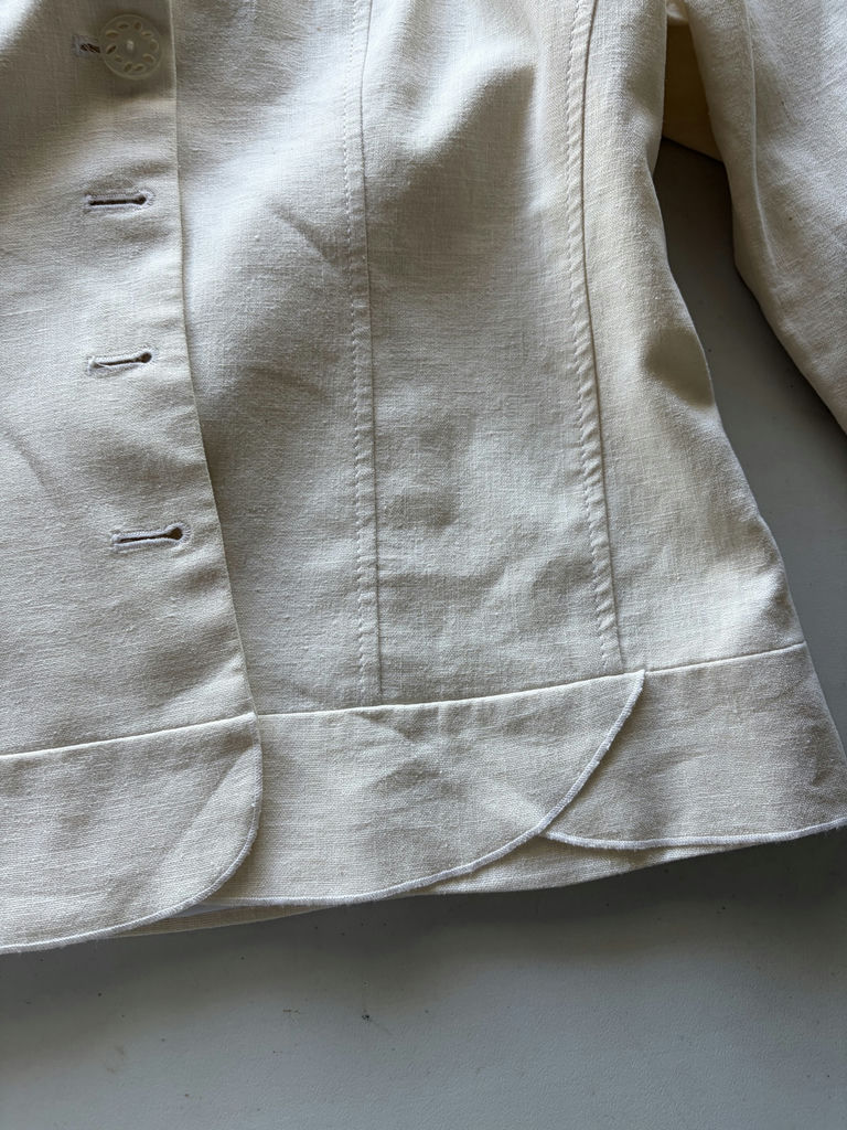Women’s Clothing Size 8-14 - image 18 of 20