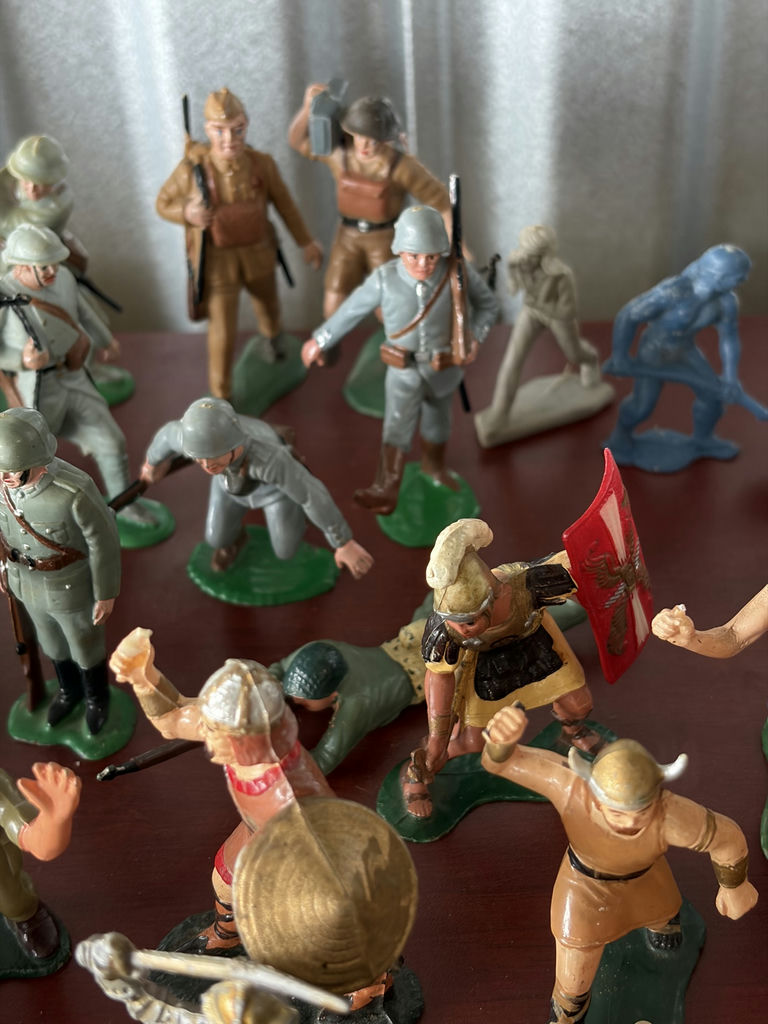 Vintage Plastic Toy Figurines Marx - image 8 of 21
