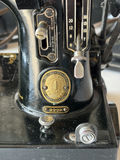 Singer Featherweight 222k - thumbnail 20 of 20