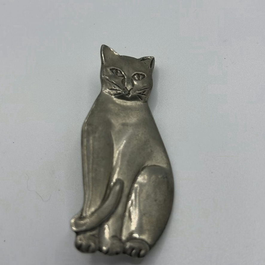 Pewter Brooches And Others - image 10 of 16