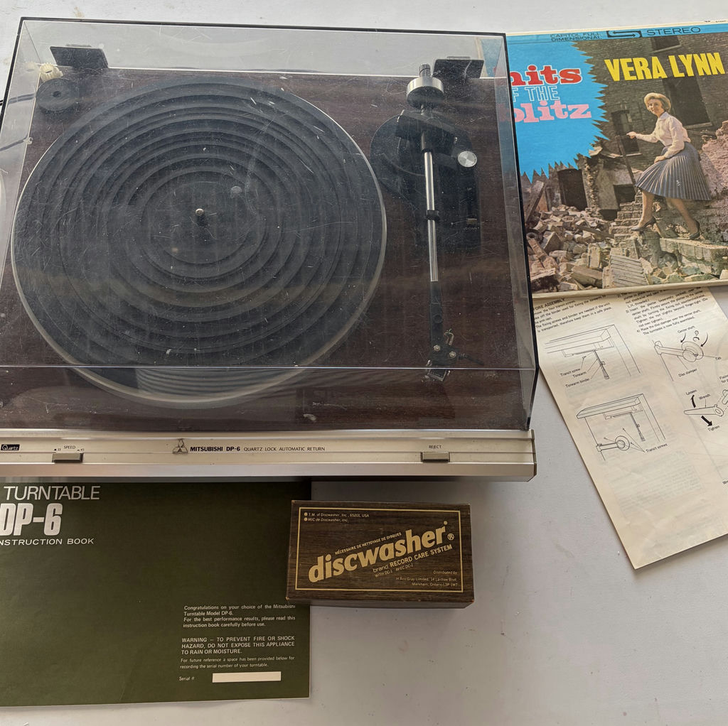 Mitsubishi DP-6 Record Player - image 2 of 7