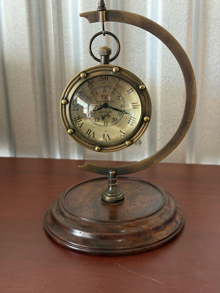 Titanic Porthole Eye Of Time Desk Clock - image 3 of 10
