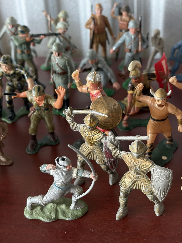 Vintage Plastic Toy Figurines Marx - image 19 of 21
