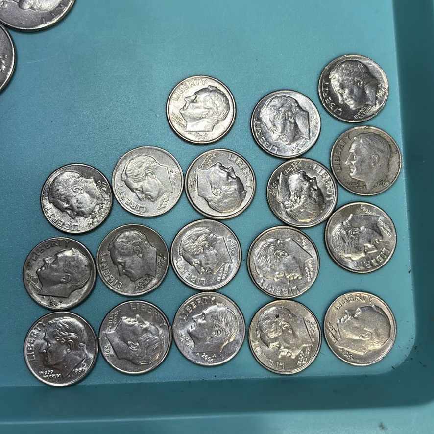 US Specialty And Older Coins - image 23 of 24