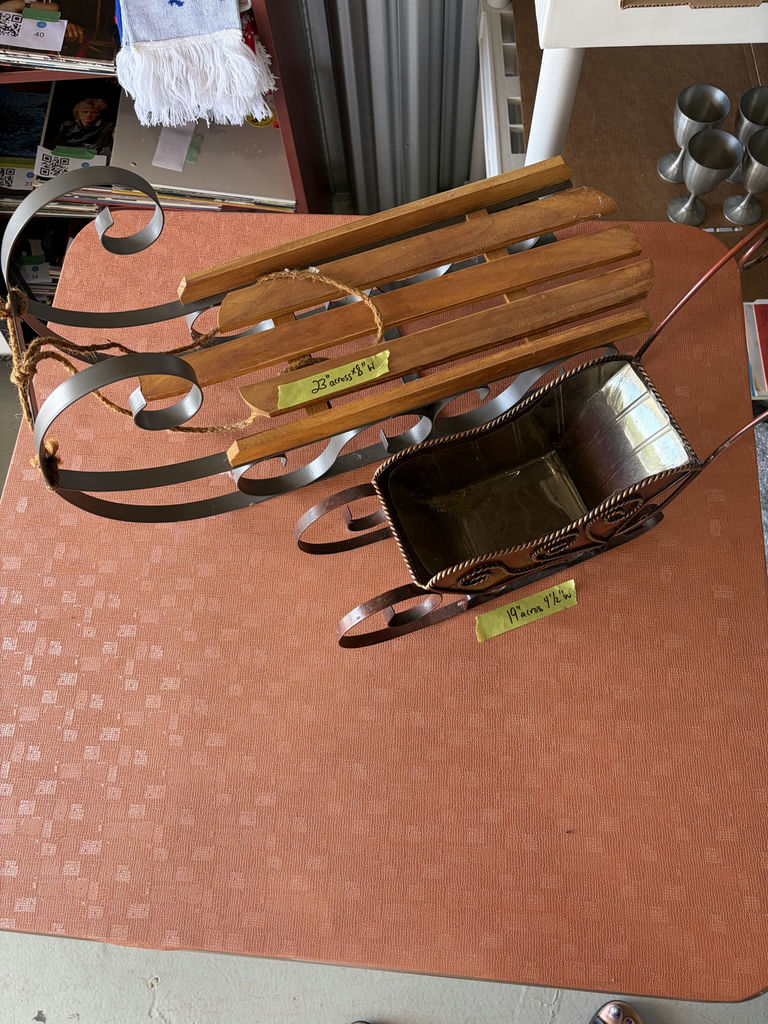 Decorative Sleds - image 1 of 7