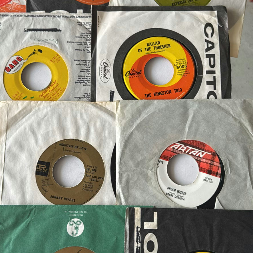 Large Assortment Of 45’s Records In case - image 10 of 32