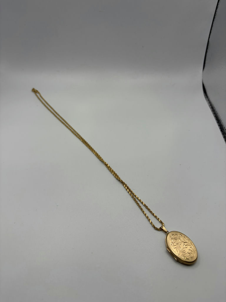 14k Gold Necklace With Gold Locket - image 3 of 10
