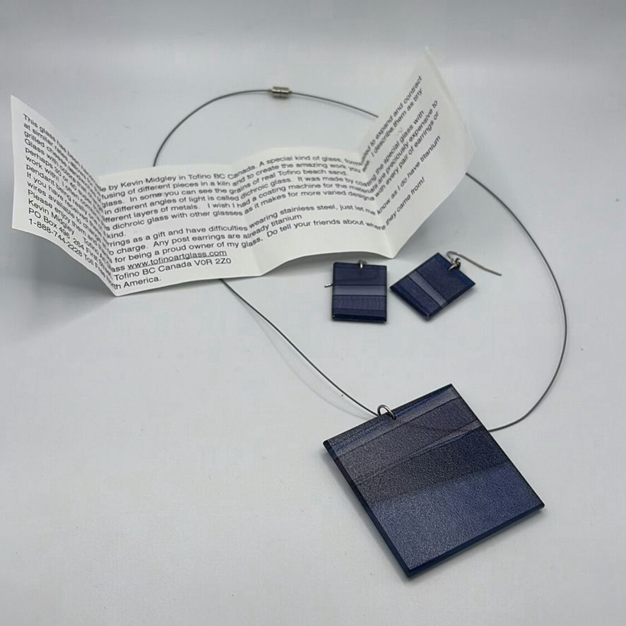 Kevin Midgley Glass Jewelry - image 1 of 10