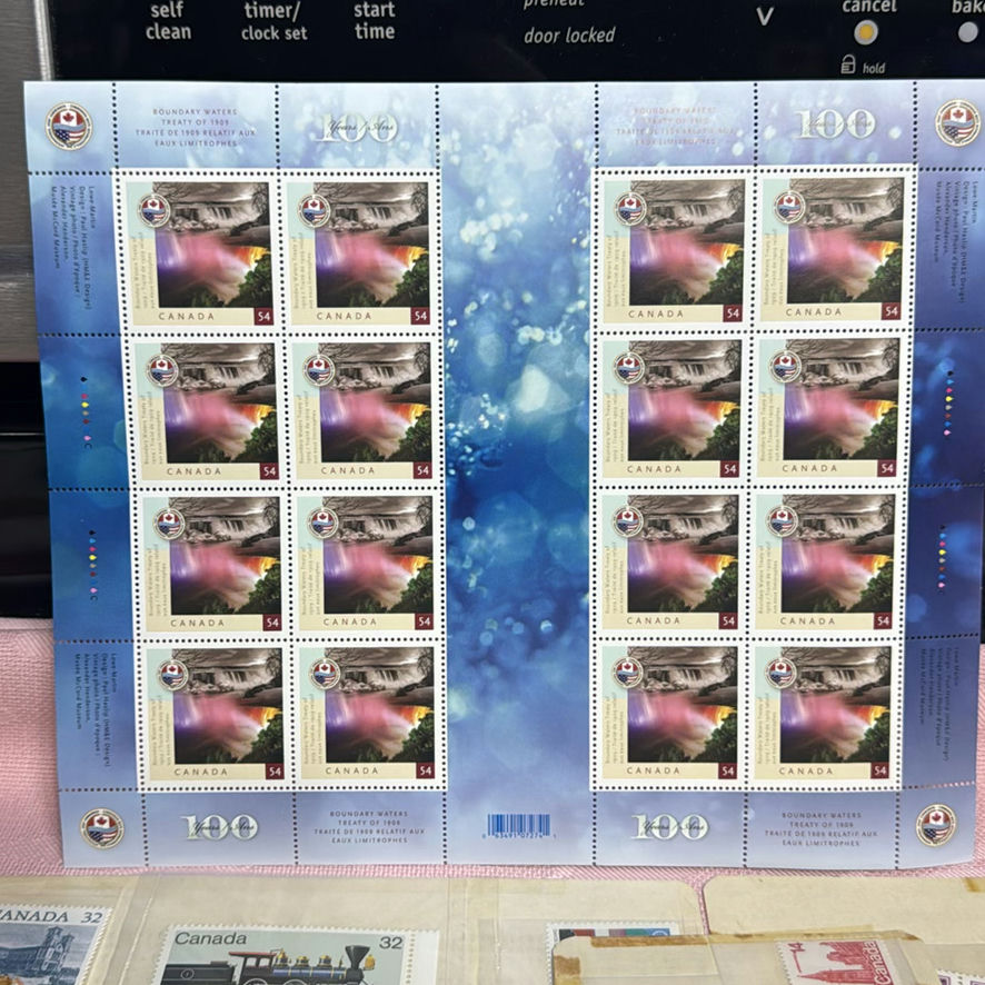 Assorted Canadian Stamps - image 7 of 21