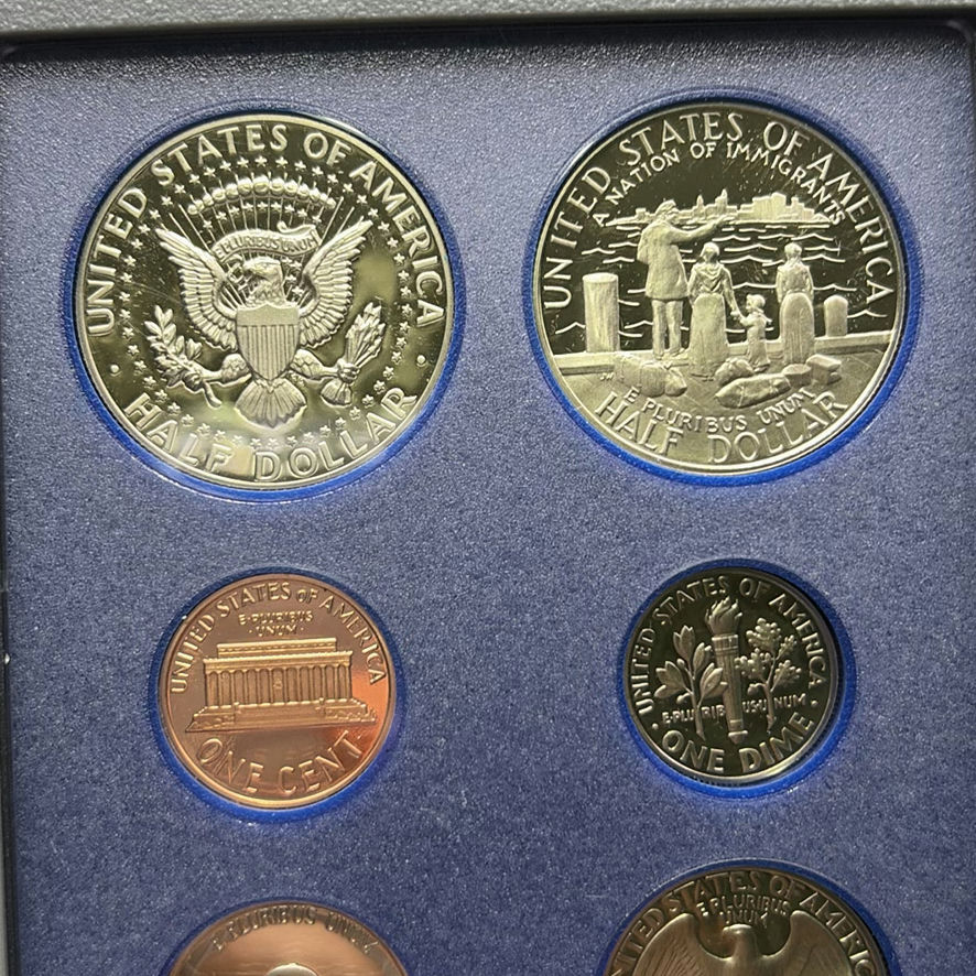 United States 1986 Prestige Coin Set - image 10 of 12
