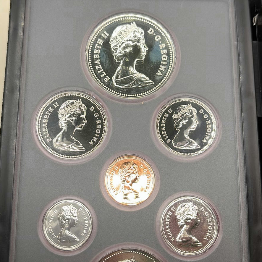Canadian Double Set Struck Set 1979 And 1980 - image 10 of 20