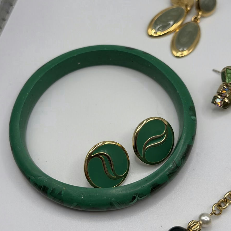 Green Jewelry Lot - image 6 of 15