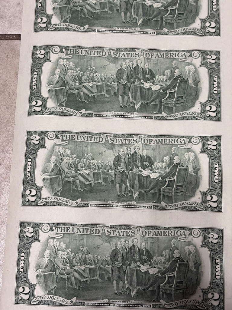 Uncut Sheet of 32 US $2 Two-Dollar Bills - Series 1995 Federal Reserve Notes - Uncirculated - image 17 of 28