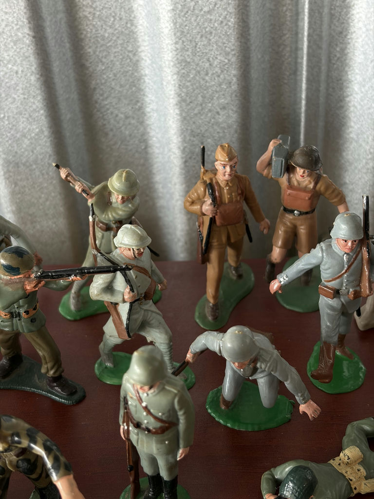Vintage Plastic Toy Figurines Marx - image 9 of 21