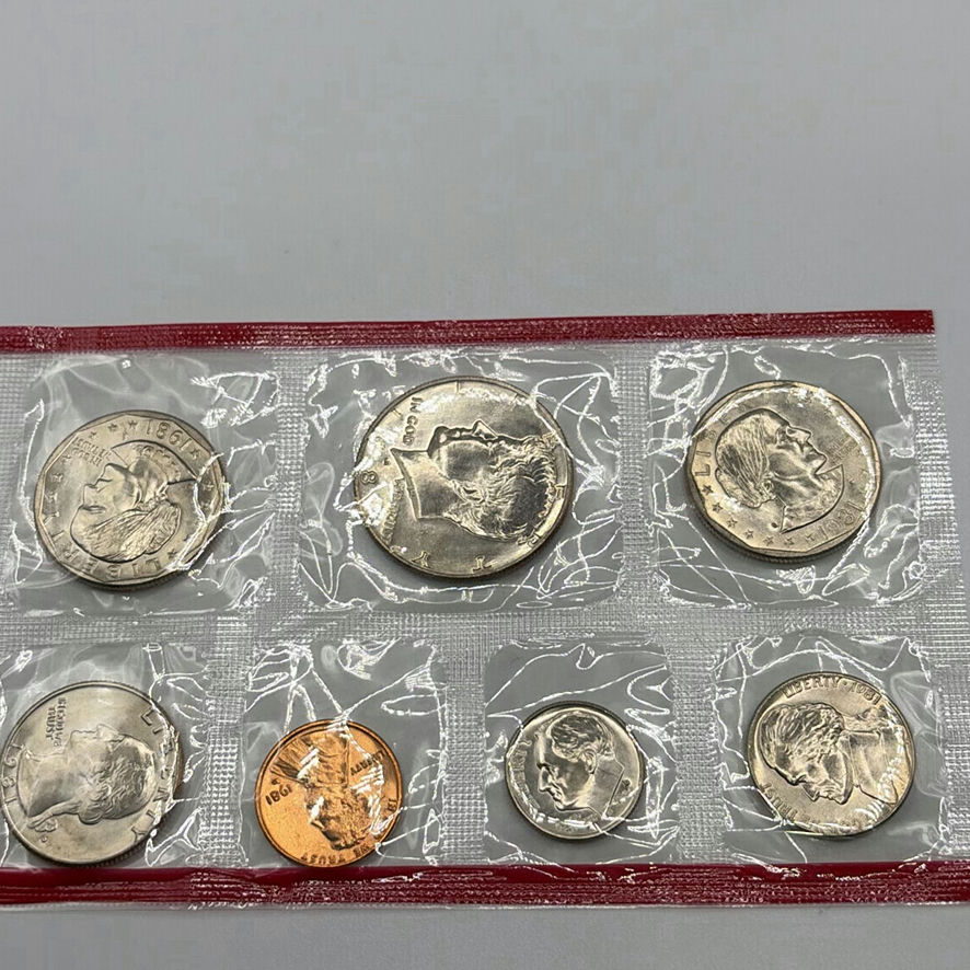 U.S. Uncirculated Coin Sets 1978 (2) 1981 (2) - image 6 of 9