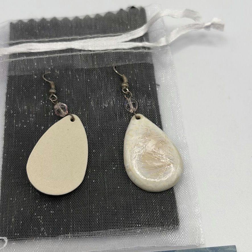 3 Necklaces and Earring Sets - image 15 of 18