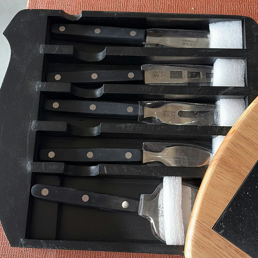 Wood Cutting Boards And Nife Set - image 8 of 10