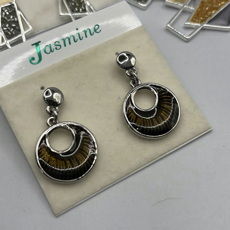 3 Necklaces and Earring Sets - image 2 of 18