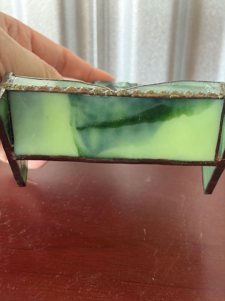 Vintage Decor - image 13 of 15