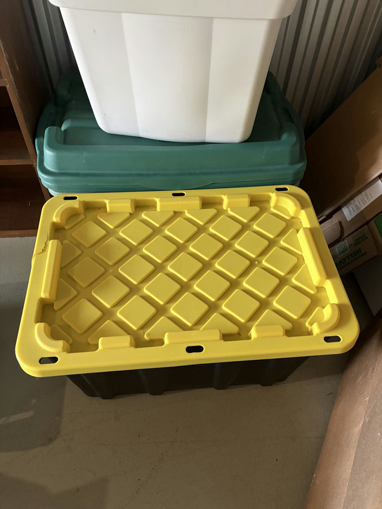 Various Totes - image 3 of 12