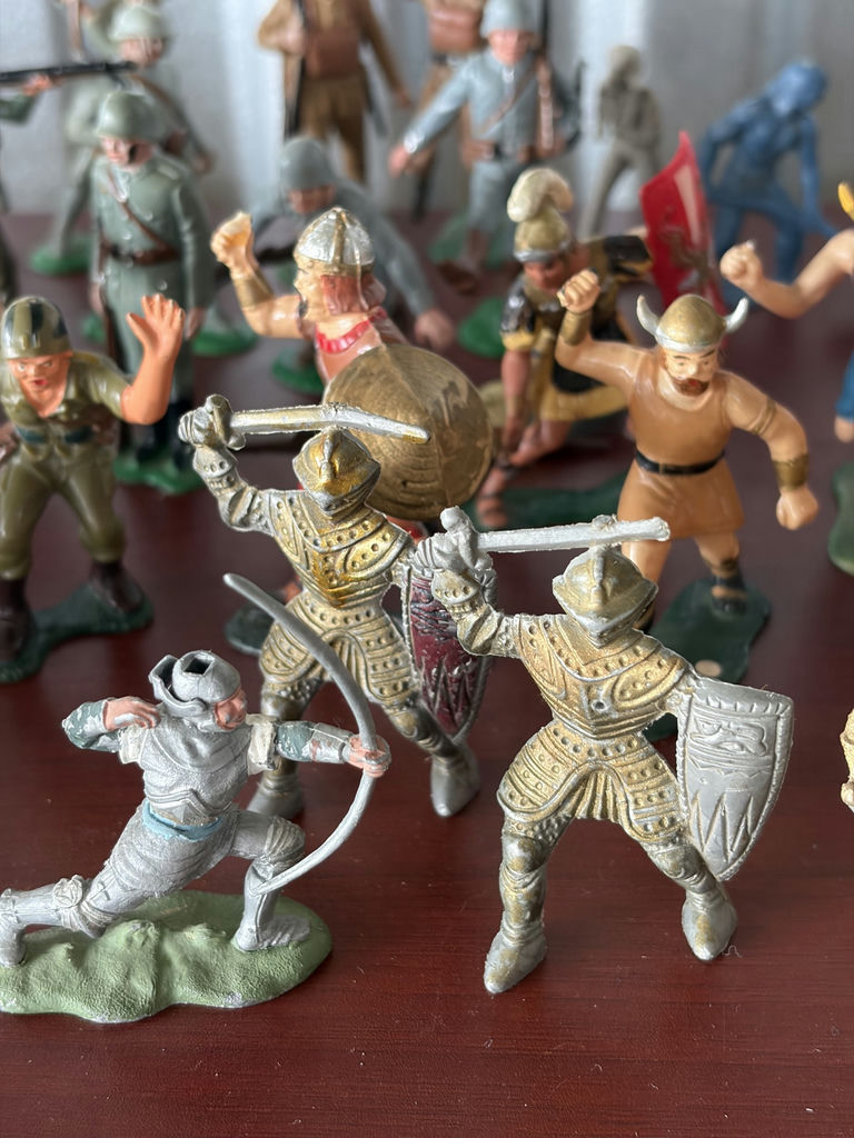 Vintage Plastic Toy Figurines Marx - image 7 of 21