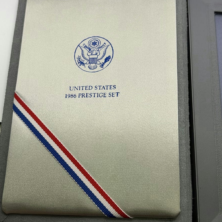 United States 1986 Prestige Coin Set - image 4 of 12