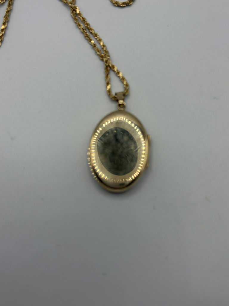14k Gold Necklace With Gold Locket - image 7 of 10