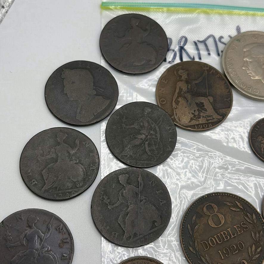 Antique And Vintage British Currency - image 21 of 28