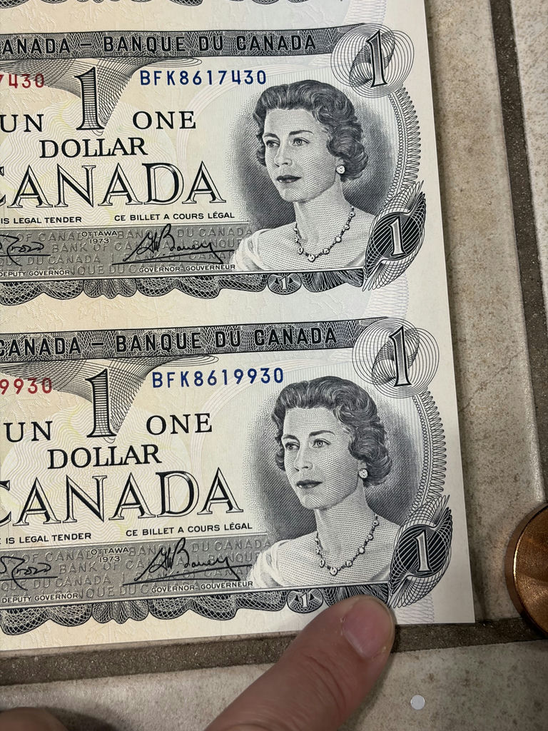 1973 Bank of Canada $1 Uncut Sheet of 40 Notes - BFK Prefix - AU/XF - image 16 of 30