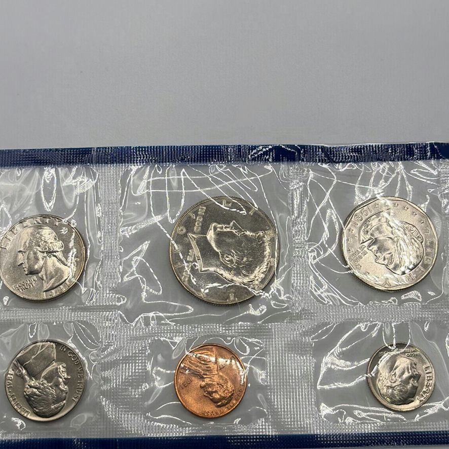 U.S. Uncirculated Coin Sets 1978 (2) 1981 (2) - image 8 of 9