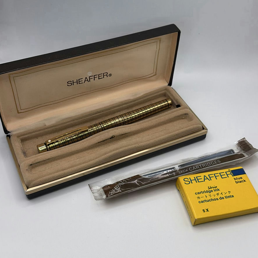 Vintage Sheaffer Targa 1007 W 14k Gold Nib - image 1 of 7