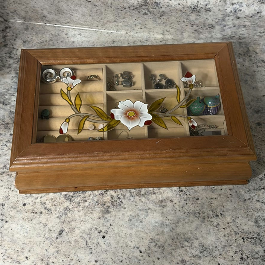 Vintage Mele Jewelry Box W Jewelry - image 1 of 21