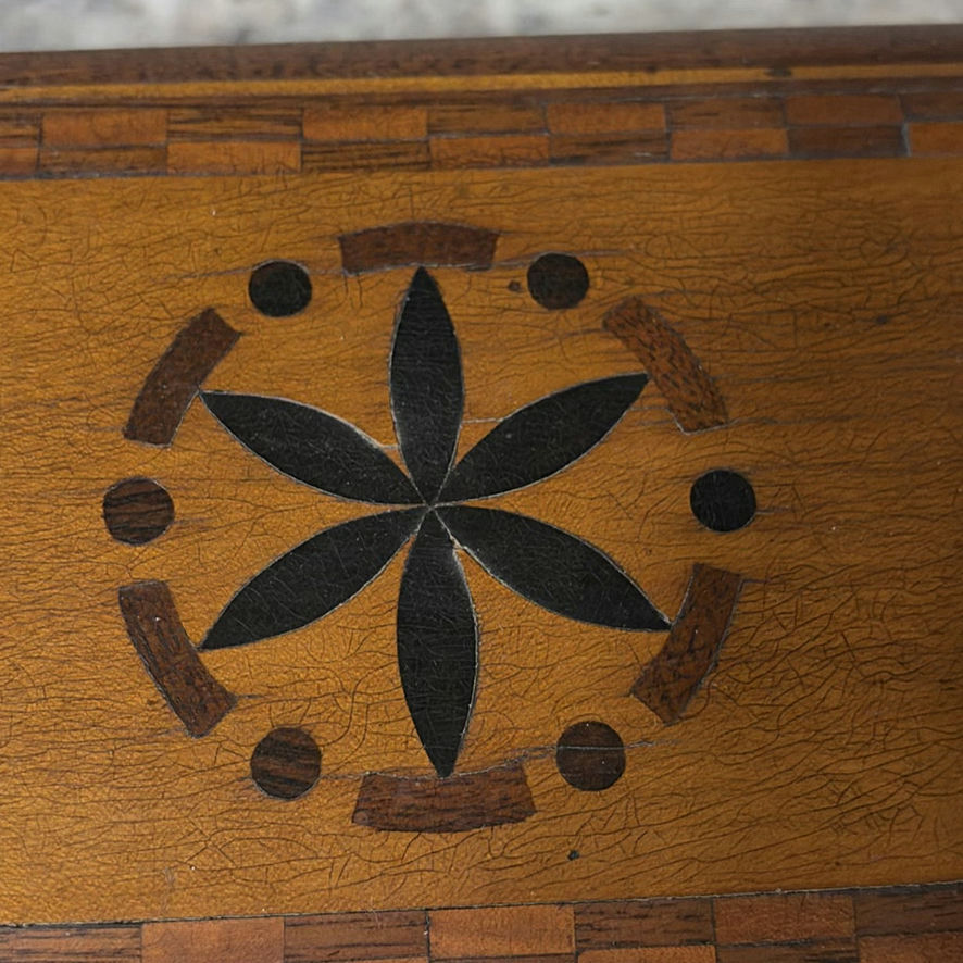 Vintage Boxes And Display Stands - image 26 of 27