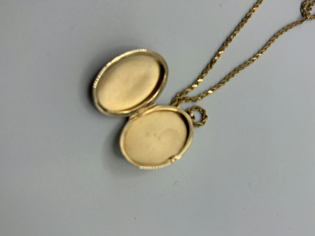 14k Gold Necklace With Gold Locket - image 8 of 10
