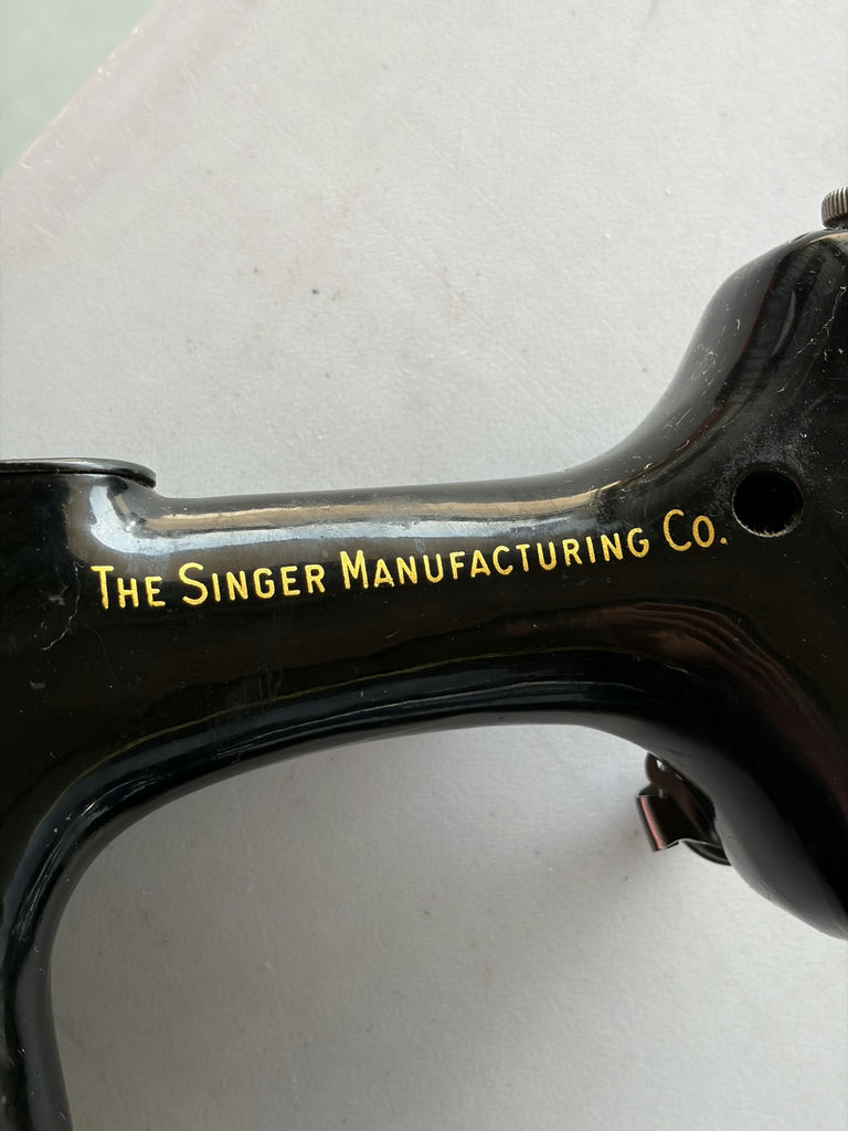 Singer Featherweight 222k - image 17 of 20