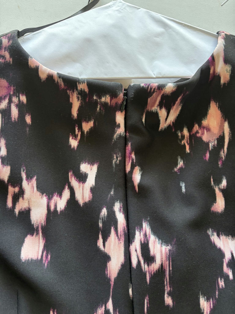 Women’s Clothing Size 8-14 - image 15 of 20